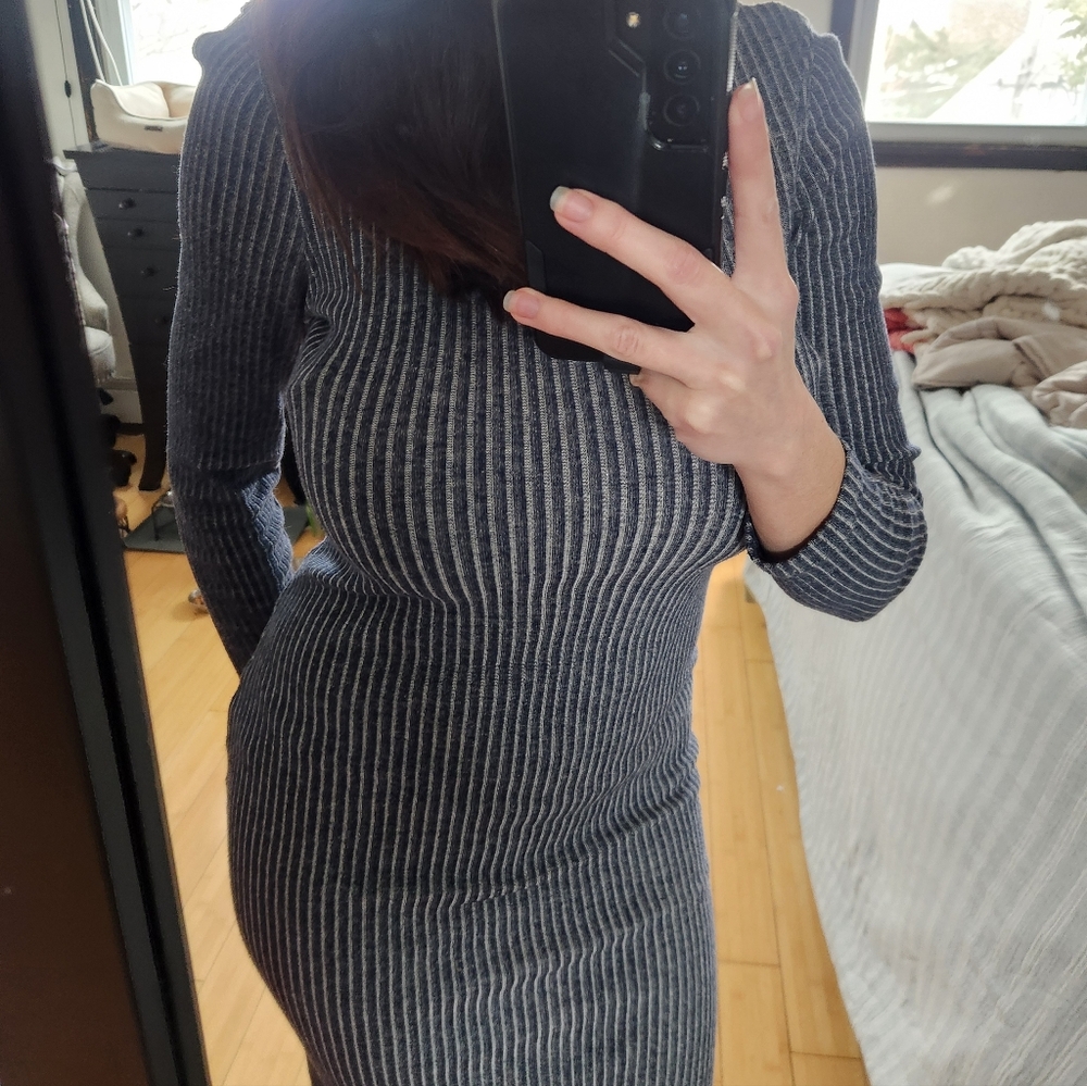Divided long sleeve dress